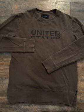 Among Equals Brown United States Graphic Crewneck Sweatshirt Mens Size Small